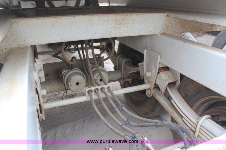 image for item H6151 2009 Construction Trailer Specialist, Inc. BDT-40 belly dump trailer