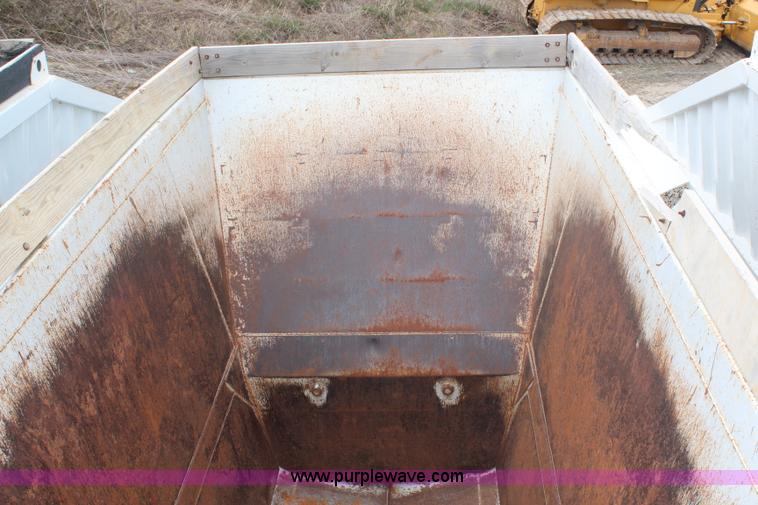 image for item H6151 2009 Construction Trailer Specialist, Inc. BDT-40 belly dump trailer