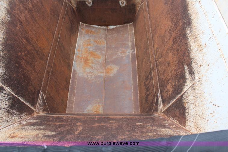 image for item H6151 2009 Construction Trailer Specialist, Inc. BDT-40 belly dump trailer