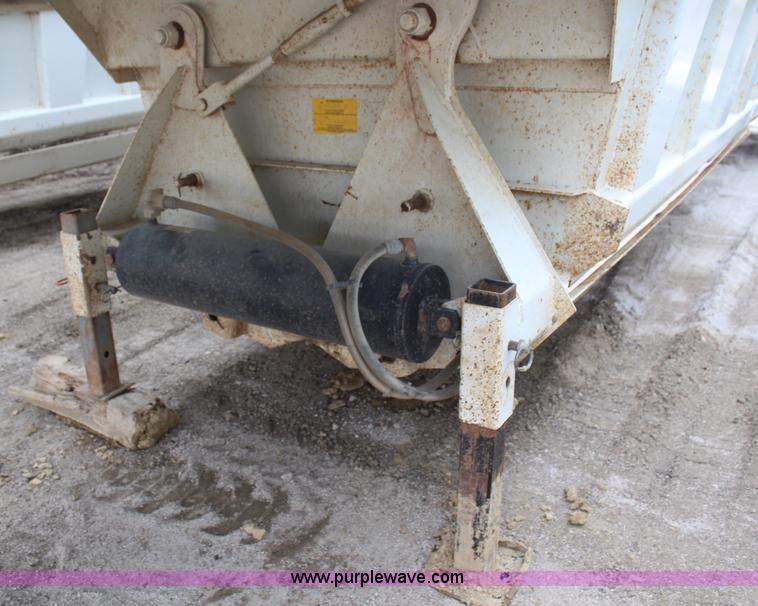 image for item H6152 2009 Construction Trailer Specialist, Inc. BDT-40 belly dump trailer