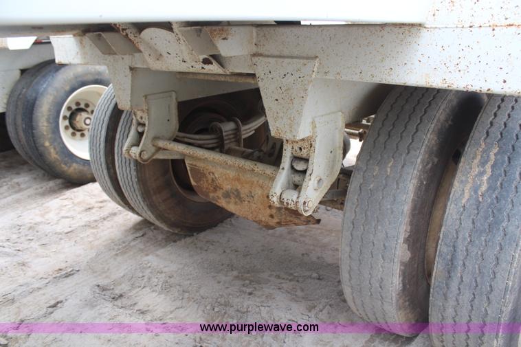 image for item H6152 2009 Construction Trailer Specialist, Inc. BDT-40 belly dump trailer