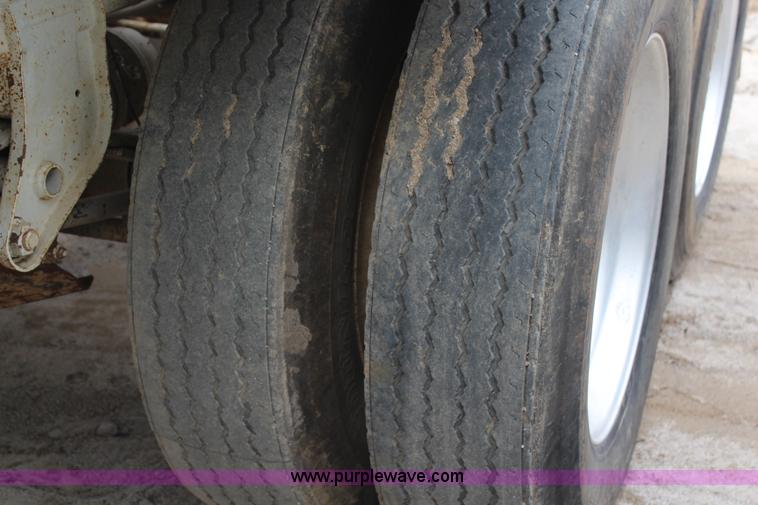 image for item H6152 2009 Construction Trailer Specialist, Inc. BDT-40 belly dump trailer