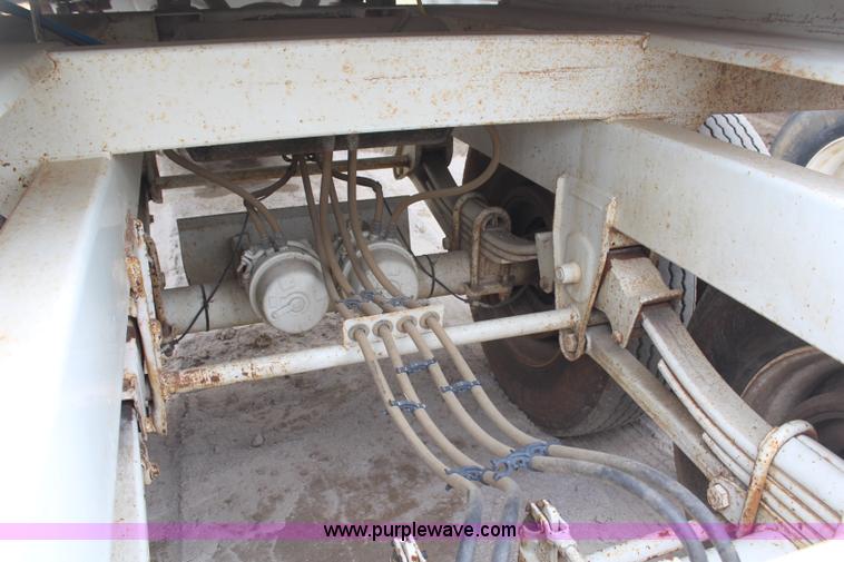 image for item H6152 2009 Construction Trailer Specialist, Inc. BDT-40 belly dump trailer