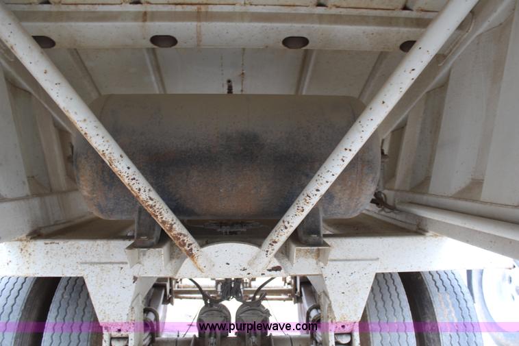 image for item H6152 2009 Construction Trailer Specialist, Inc. BDT-40 belly dump trailer