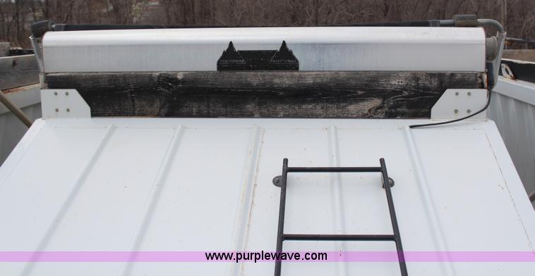 image for item H6152 2009 Construction Trailer Specialist, Inc. BDT-40 belly dump trailer