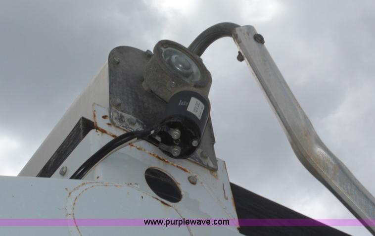 image for item H6152 2009 Construction Trailer Specialist, Inc. BDT-40 belly dump trailer