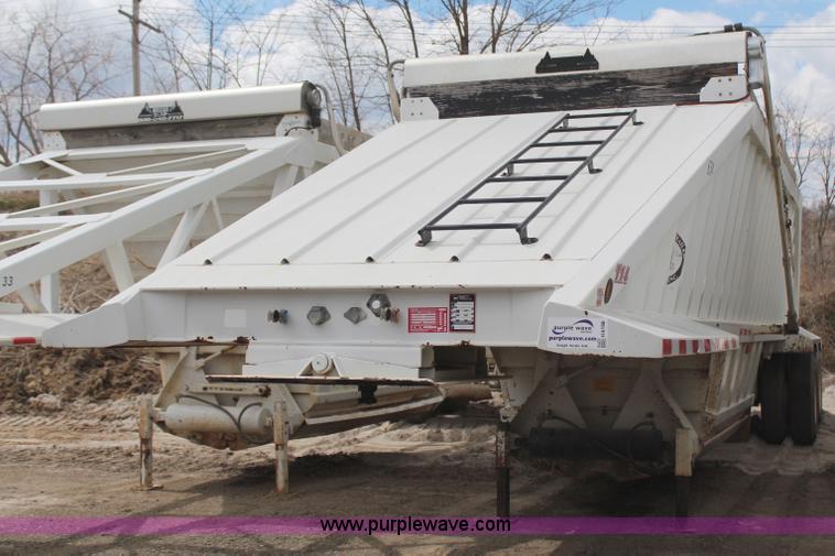 image for item H6156 2007 Construction Trailer Specialist, Inc. BDT-40 belly dump trailer