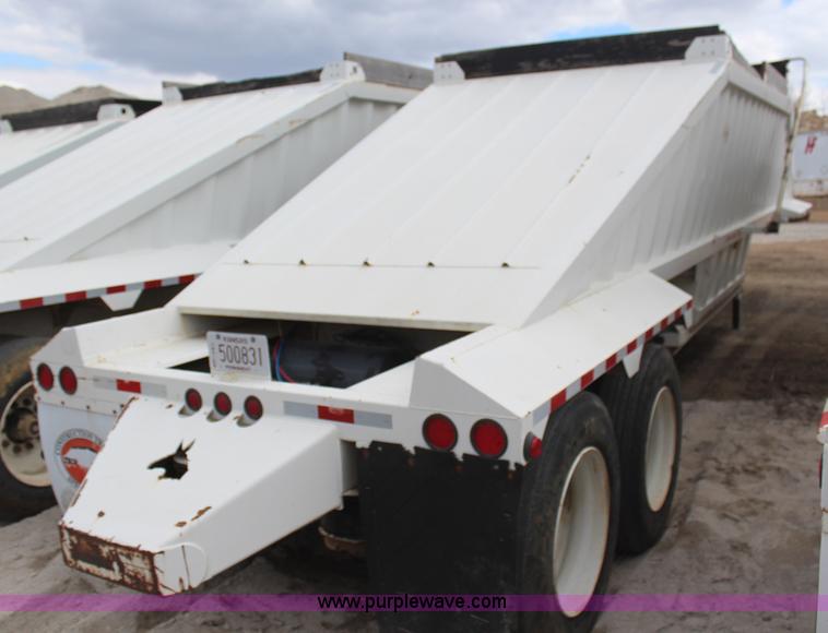 image for item H6156 2007 Construction Trailer Specialist, Inc. BDT-40 belly dump trailer