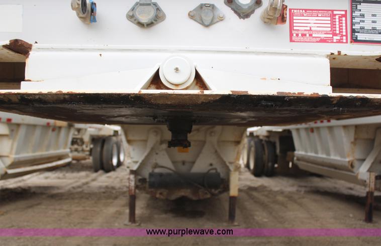 image for item H6156 2007 Construction Trailer Specialist, Inc. BDT-40 belly dump trailer