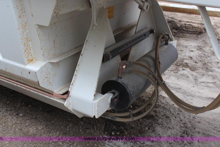 image for item H6156 2007 Construction Trailer Specialist, Inc. BDT-40 belly dump trailer