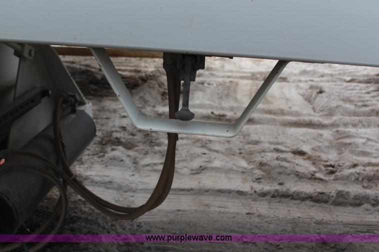 image for item H6156 2007 Construction Trailer Specialist, Inc. BDT-40 belly dump trailer