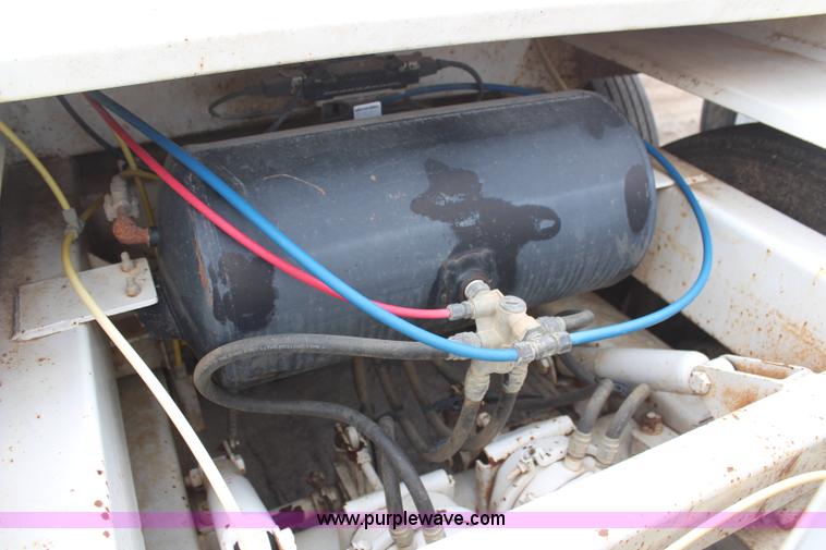 image for item H6156 2007 Construction Trailer Specialist, Inc. BDT-40 belly dump trailer