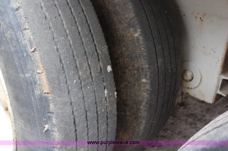 image for item H6156 2007 Construction Trailer Specialist, Inc. BDT-40 belly dump trailer