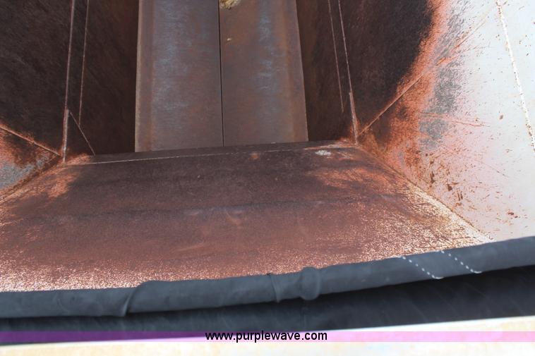 image for item H6156 2007 Construction Trailer Specialist, Inc. BDT-40 belly dump trailer