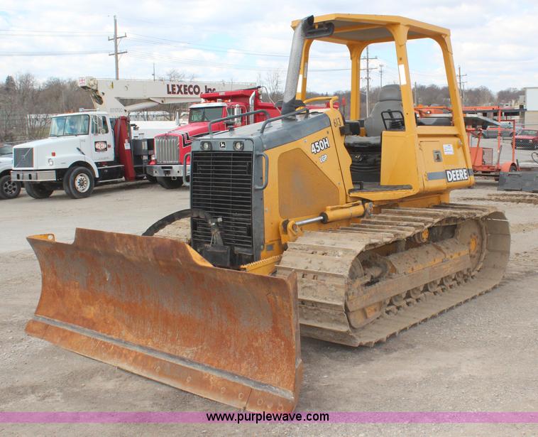 image for item H6158 2002 John Deere 450H LGP dozer