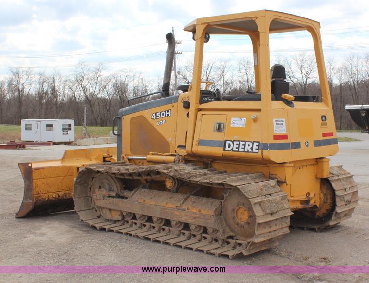 image for item H6158 2002 John Deere 450H LGP dozer