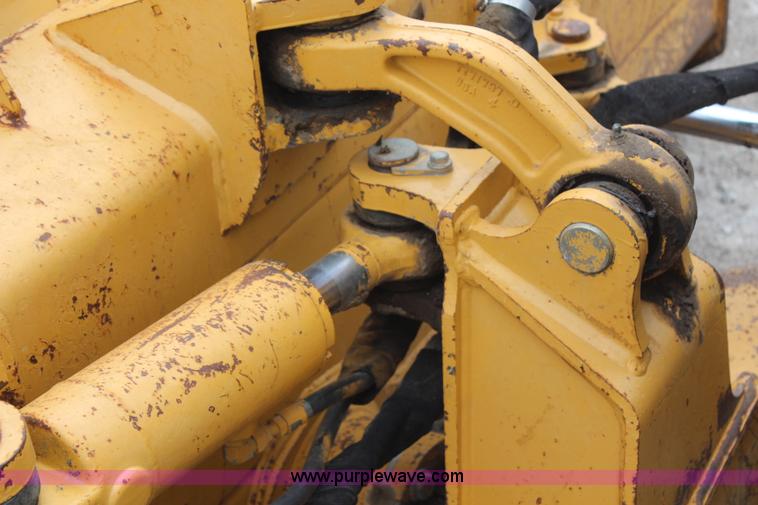 image for item H6158 2002 John Deere 450H LGP dozer