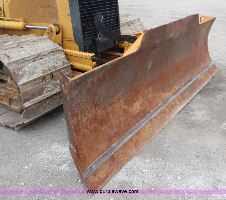 image for item H6158 2002 John Deere 450H LGP dozer