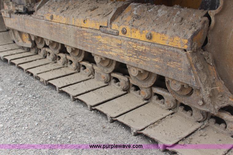 image for item H6158 2002 John Deere 450H LGP dozer