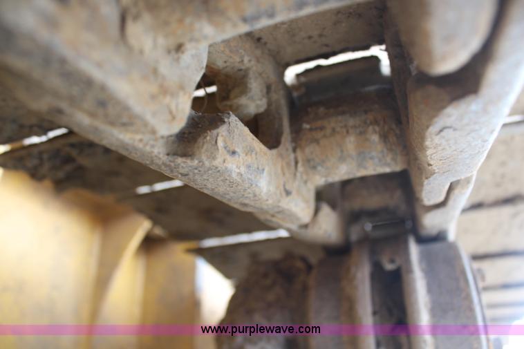 image for item H6158 2002 John Deere 450H LGP dozer