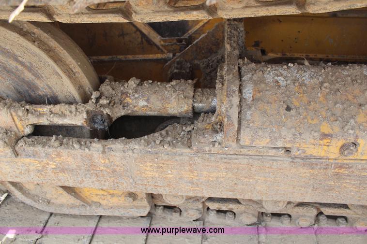 image for item H6158 2002 John Deere 450H LGP dozer