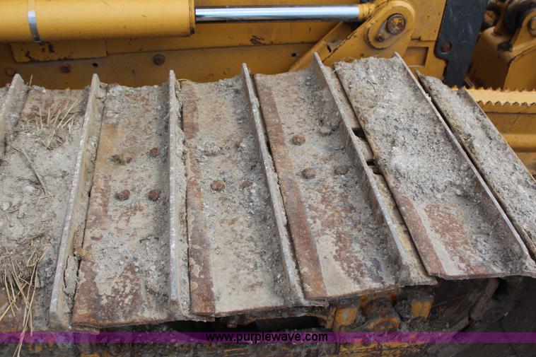 image for item H6158 2002 John Deere 450H LGP dozer