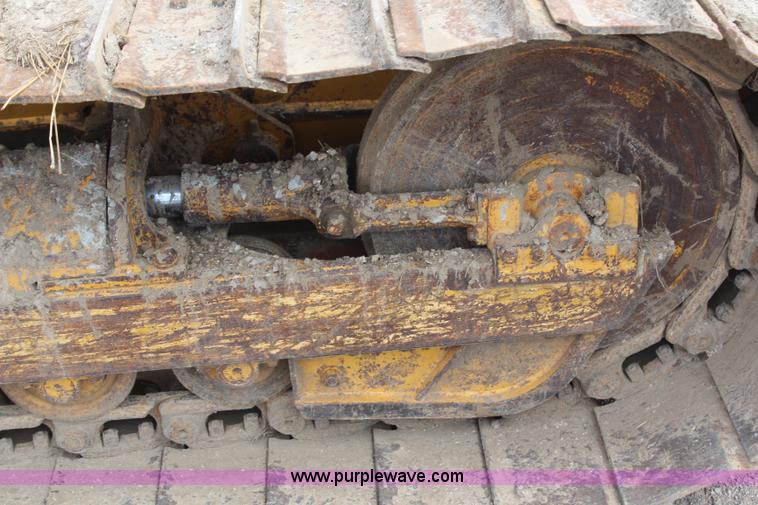 image for item H6158 2002 John Deere 450H LGP dozer