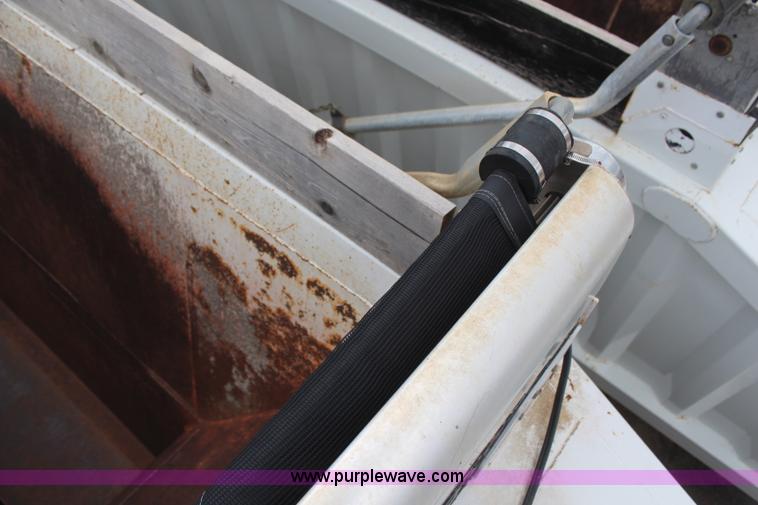 image for item H6160 2007 Construction Trailer Specialist, Inc. BDT-40 belly dump trailer