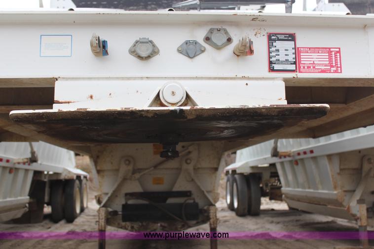 image for item H6160 2007 Construction Trailer Specialist, Inc. BDT-40 belly dump trailer