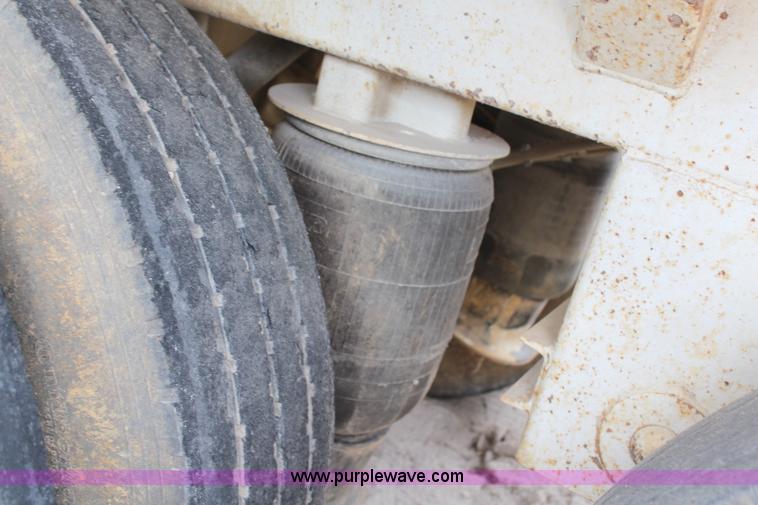 image for item H6160 2007 Construction Trailer Specialist, Inc. BDT-40 belly dump trailer