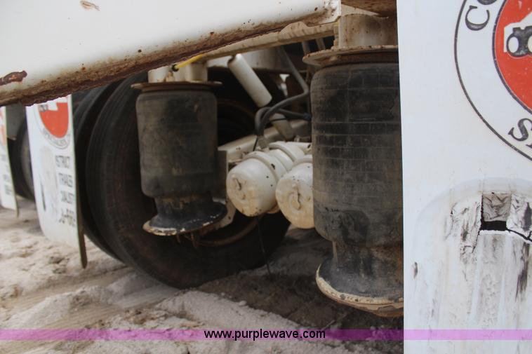 image for item H6160 2007 Construction Trailer Specialist, Inc. BDT-40 belly dump trailer