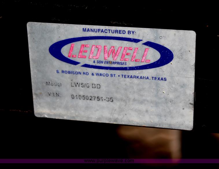 image for item H6168 2006 International 4200 dump truck