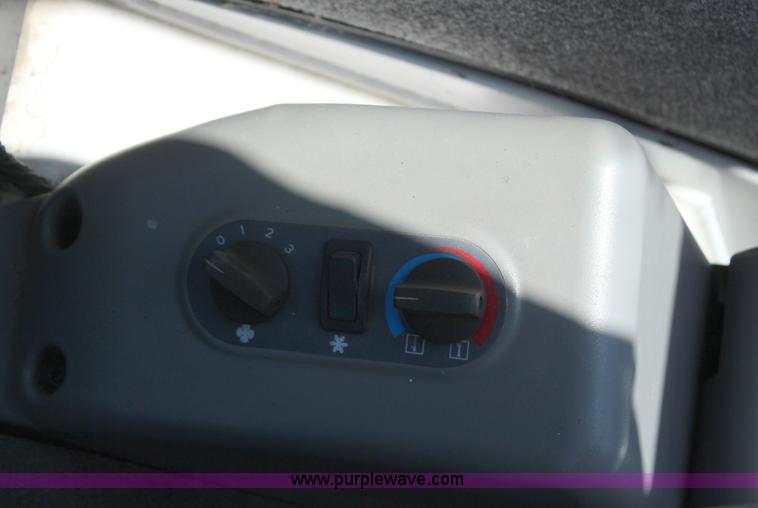 image for item H6169 2008 Bobcat 337G compact excavator