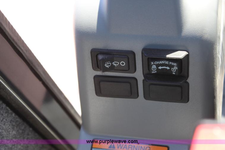 image for item H6169 2008 Bobcat 337G compact excavator