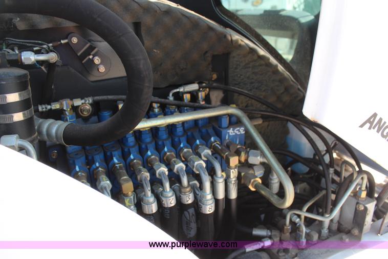 image for item H6169 2008 Bobcat 337G compact excavator