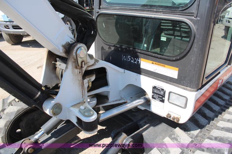 image for item H6169 2008 Bobcat 337G compact excavator