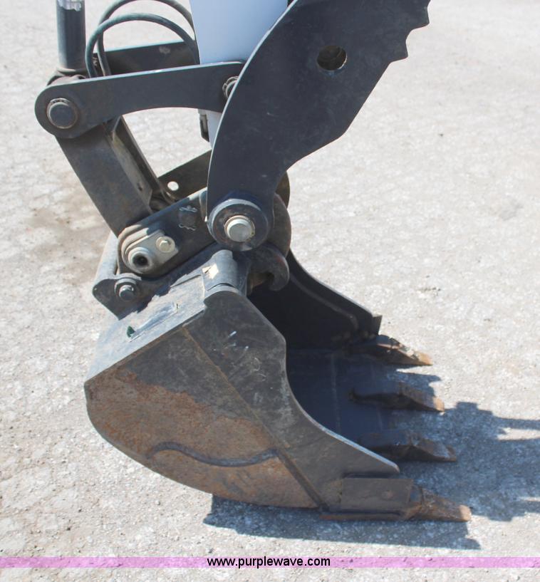 image for item H6169 2008 Bobcat 337G compact excavator