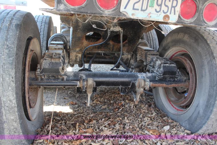 image for item H6177 1986 Hobbs end dump trailer