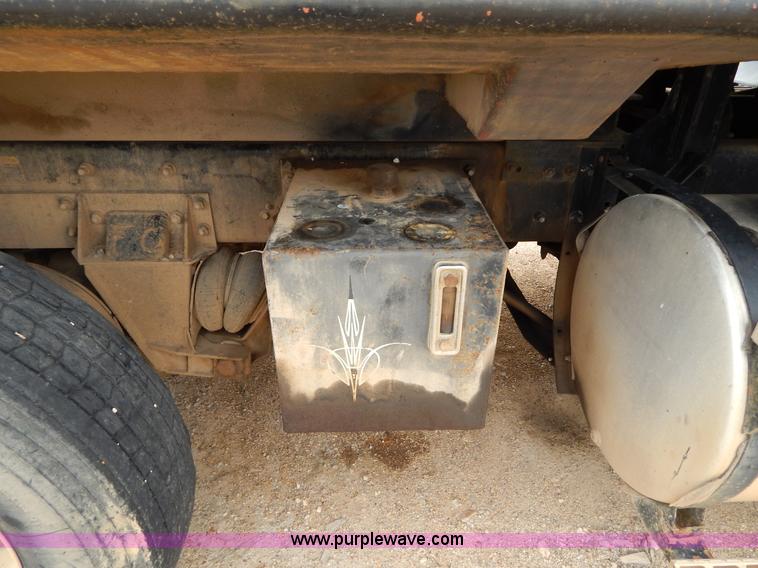 image for item I1011 1999 Mack CL713 triple axle dump truck