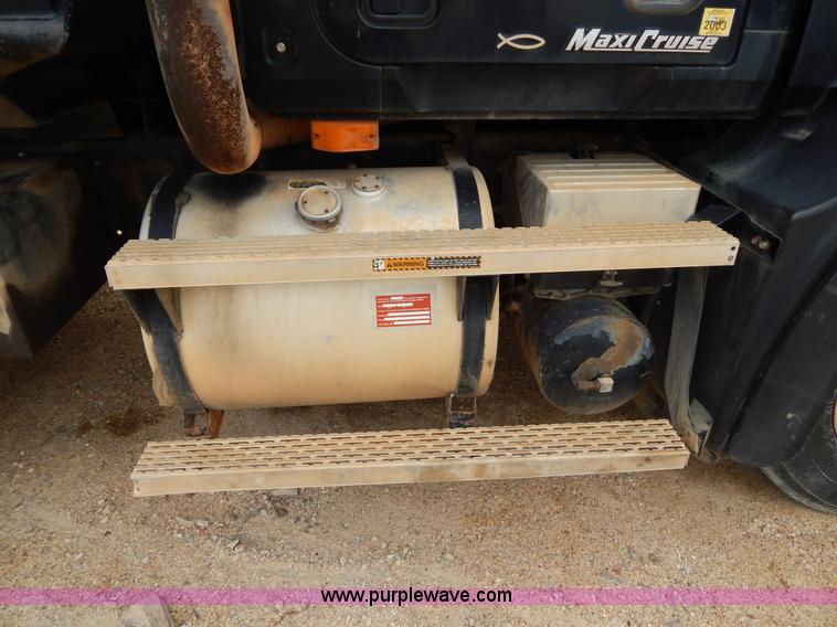 image for item I1011 1999 Mack CL713 triple axle dump truck