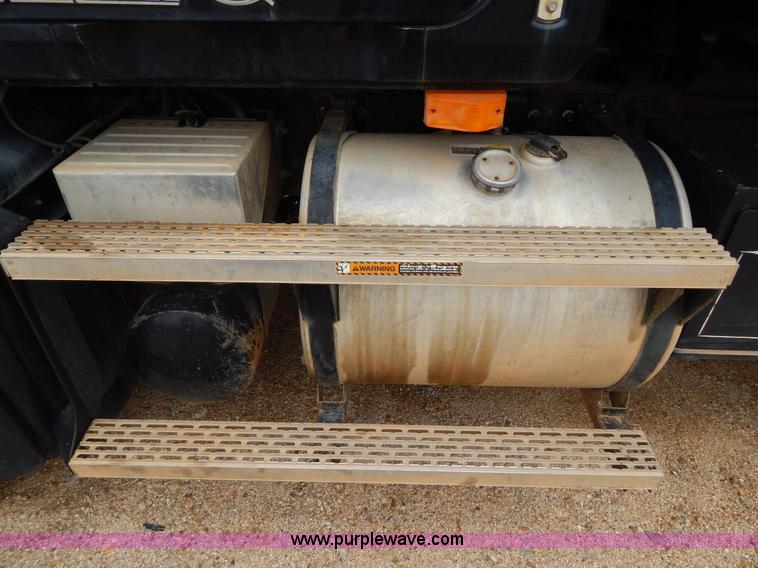 image for item I1011 1999 Mack CL713 triple axle dump truck