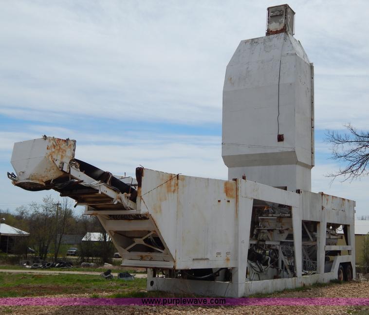 image for item I1012 Rexnord 100 portable concrete batch plant