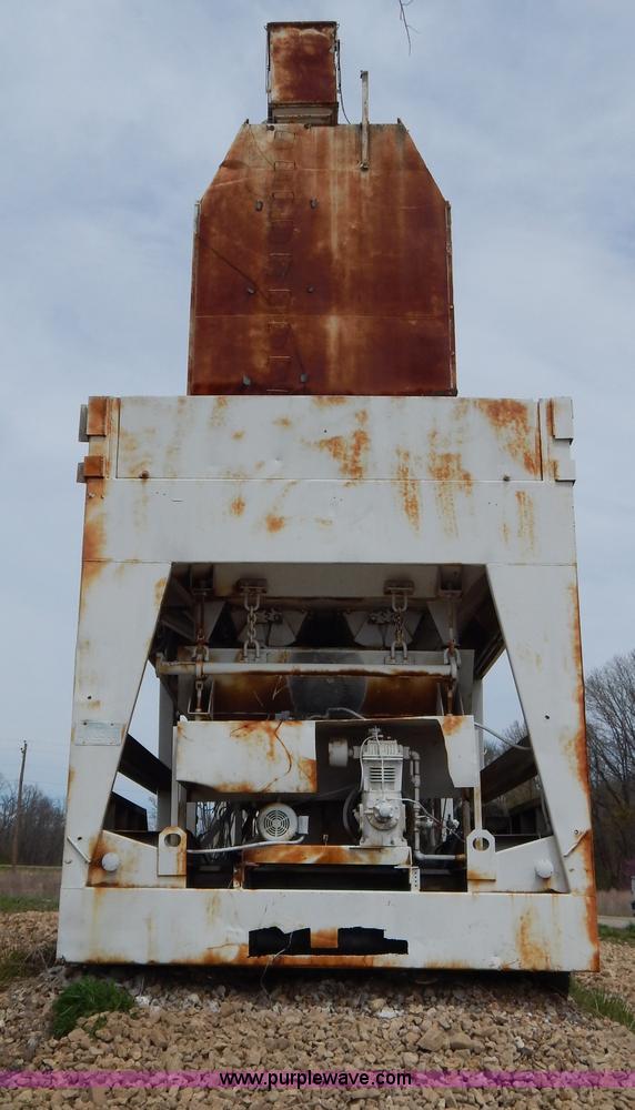 image for item I1012 Rexnord 100 portable concrete batch plant