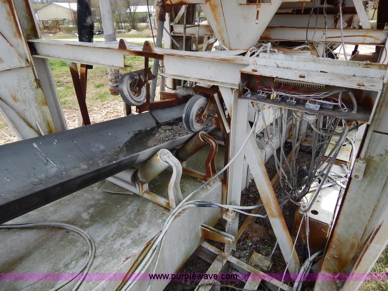 image for item I1012 Rexnord 100 portable concrete batch plant