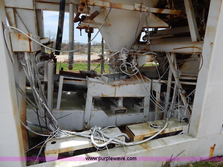 image for item I1012 Rexnord 100 portable concrete batch plant