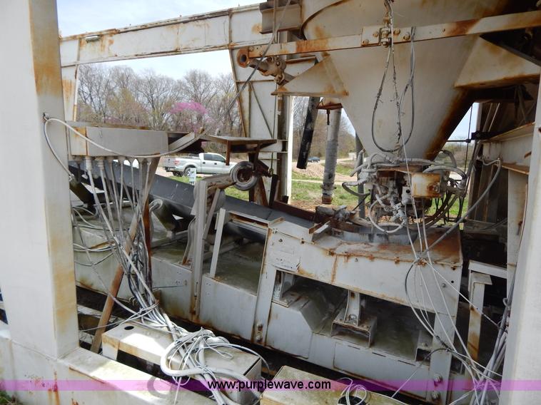 image for item I1012 Rexnord 100 portable concrete batch plant