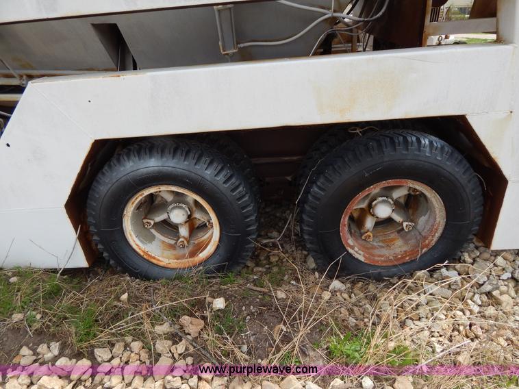 image for item I1012 Rexnord 100 portable concrete batch plant