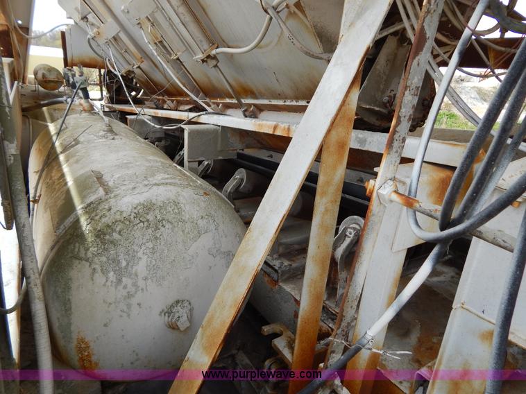 image for item I1012 Rexnord 100 portable concrete batch plant