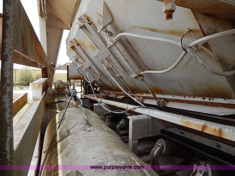 image for item I1012 Rexnord 100 portable concrete batch plant