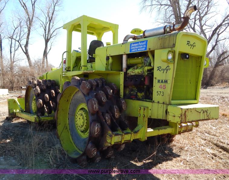 image for item I1173 Raygo Ram 45 articulated compactor